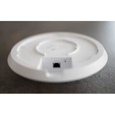 Ubiquiti WiFi 6 Long-Range Access Point: 2.4 GHz/5 GHz, Concurrent Clients: 300+ Ubiquiti Access Point U6-LR-EU 802.11ax, 7.3 Mb