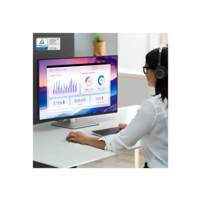 Dell LCD Monitor P3223QE 31.5 ", IPS, 4H UHD, 3840 x 2160, 16:9, 8 ms, 350 cd/m , White, 60 Hz, HDMI ports quantity 1