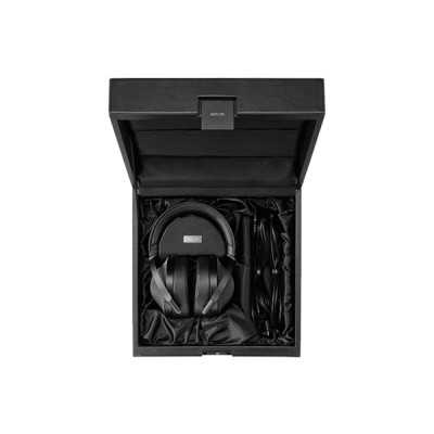 Sony MDR-Z1R Signature Series Premium Hi-Res Headphones, Black Sony Signature Series Premium Hi-Res Headphones MDR-Z1R Wired On-