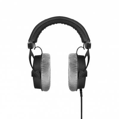 Beyerdynamic | DT 990 PRO | Studio headphones | Wired | On-Ear | Black