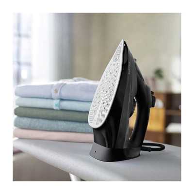 Philips | DST5040/80 | Steam Iron | 2600 W | Water tank capacity 320 ml | Continuous steam 45 g/min | Steam boost performance 20