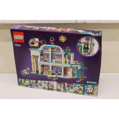 SALE OUT. CONSTRUCTOR LEGO FRIENDS 42621 | LEGO DAMAGED PACKAGING